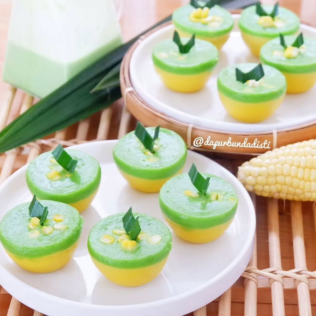 

Kue Talam / Kue Basah / Jajanan Pasar / Kue Subuh / Homemade