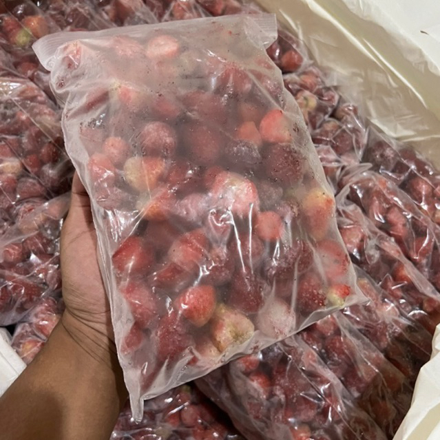 

Strawberry Frozen Stroberi Beku 1kg