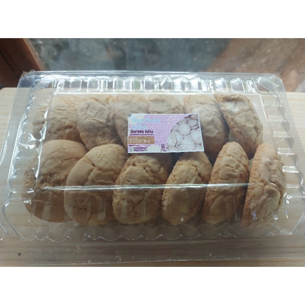 

BAGEA /BANGKE KELAPA / BORASA KALUKU/ KUE TRADISIONAL KHAS BUGIS