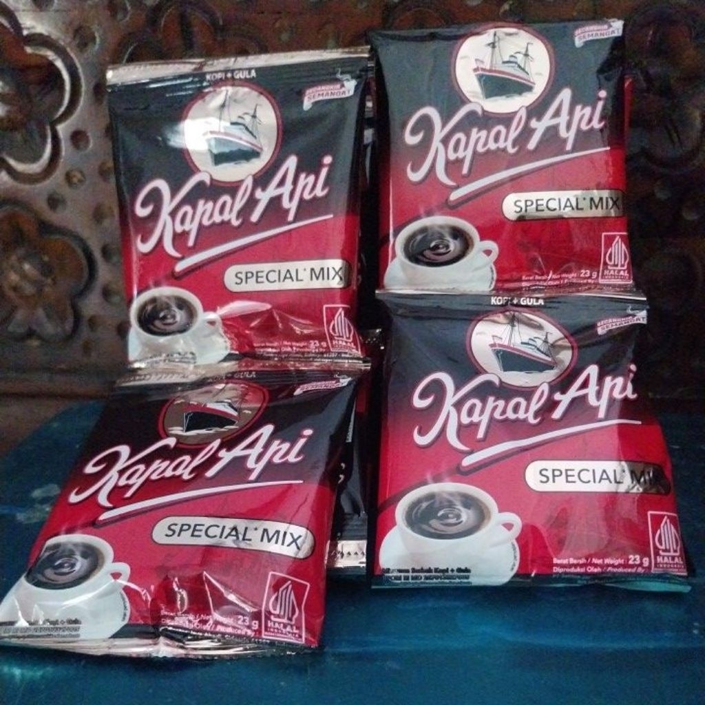 

kapal api spesial mix, kapal api kopi + gula, kapal api spesial mix 23g, kapal api enak, kopi enak, kopi hitam, kopi plus gula, kopi + gula