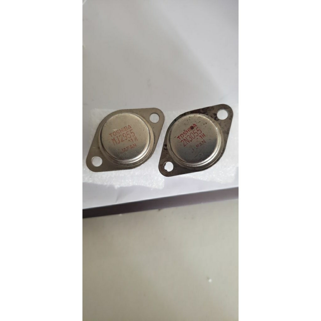 Transistor MJ 2955 2N3055 Toshiba Japan. ORI