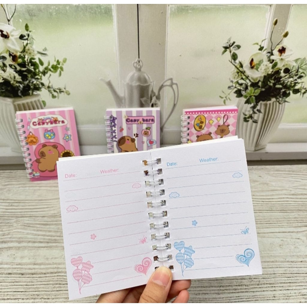 

Binder a7 Cappybara 1 Renceng Isi 4 Pcs Notebook a7 Motif Cappybara Binder A7 Lucu Unik Kado Kekinian Termurah