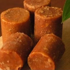 

1,2 Kg Gula Aren Asli Murni Kemasan Daun Kering 100% Dari Naringgul Cianjur Selatan