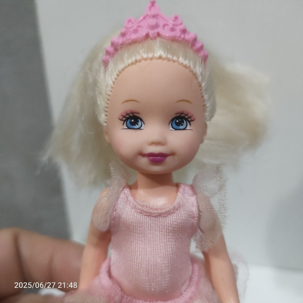 Boneka Barbie kelly balet kecil