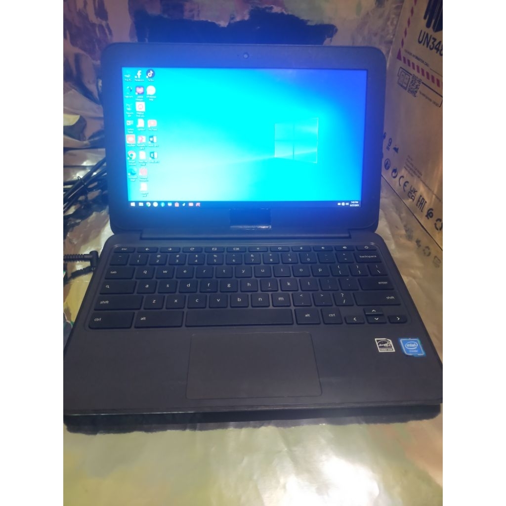 Laptop 12 inch HP ram 4 ssd 16 windows murah