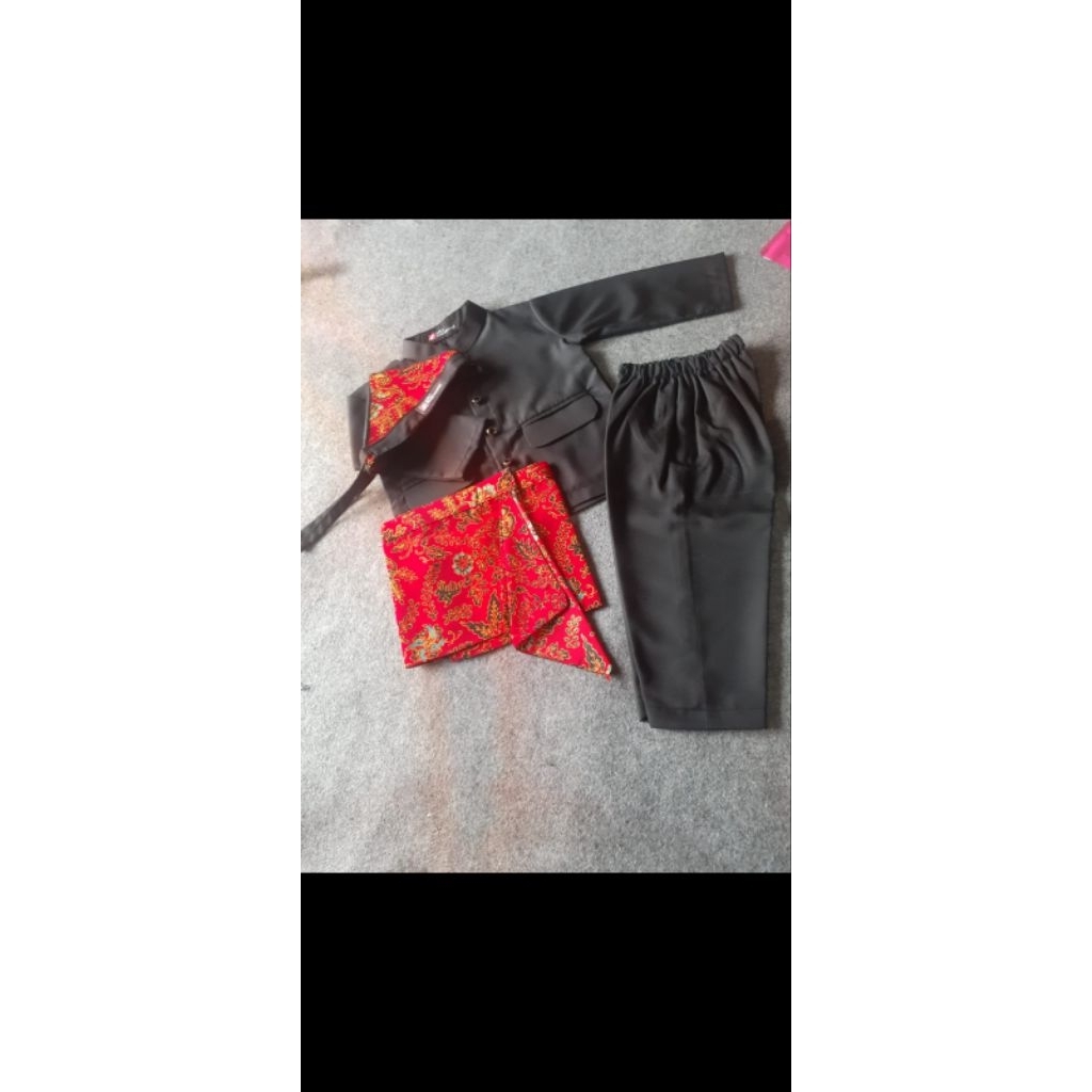 baju adat banyuwangi anak