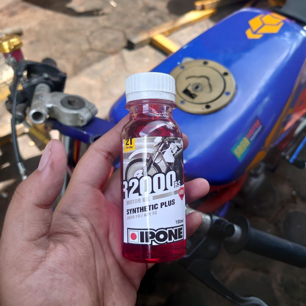 Oli Samping 2T IPONE R2000 eceran 100ml