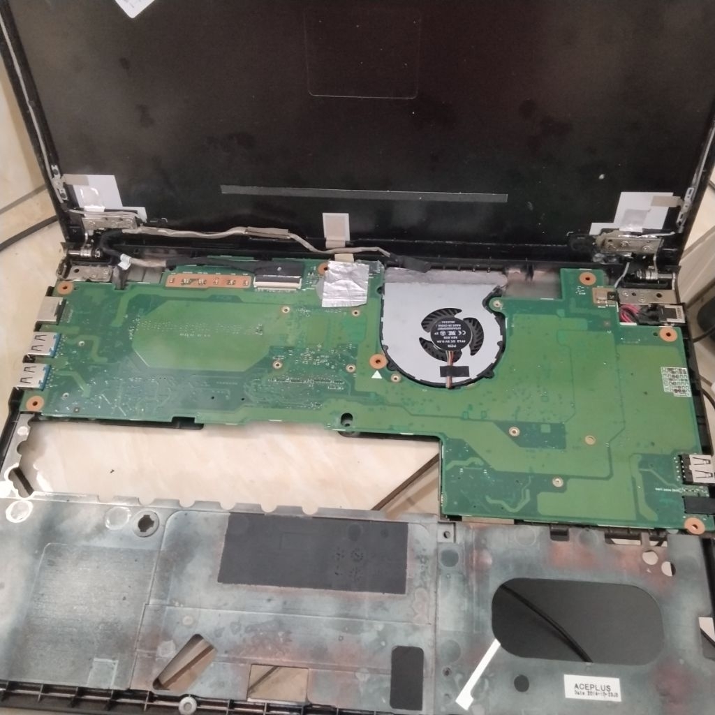 Mainboard Fujitsu Lifebook UH574 core i7 Original Bonus Ram 8Gb