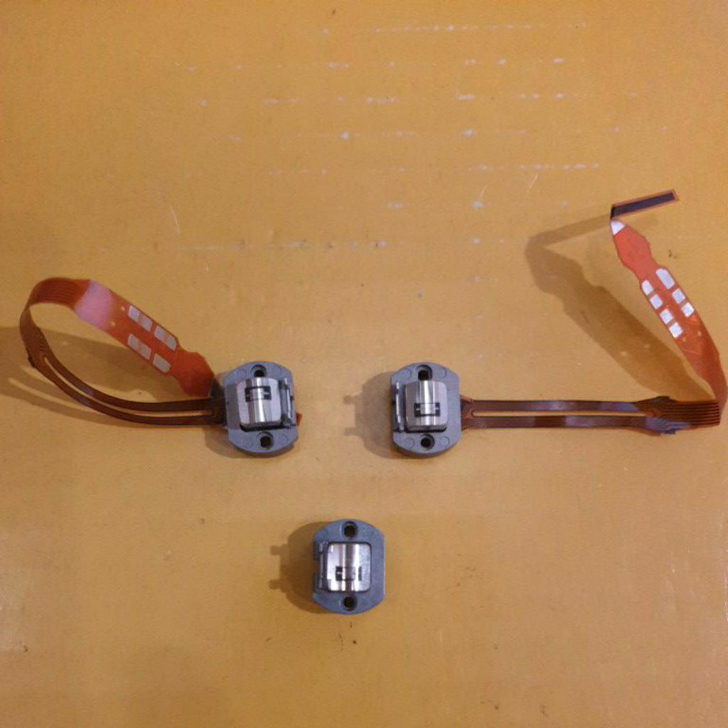 HEAD STEREO MAGNETIC COMPO & TAPE DECK