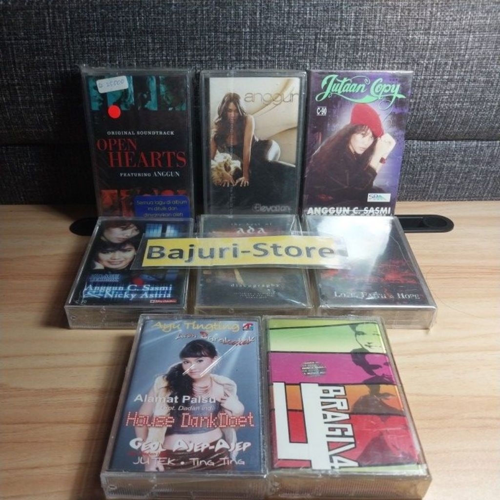 Kaset Pita "Anggun C Sasmi" "Ada Band"  "Ayu Ting Ting"  "Bragi" + Kaset "Broery Marantika" "Achmad 