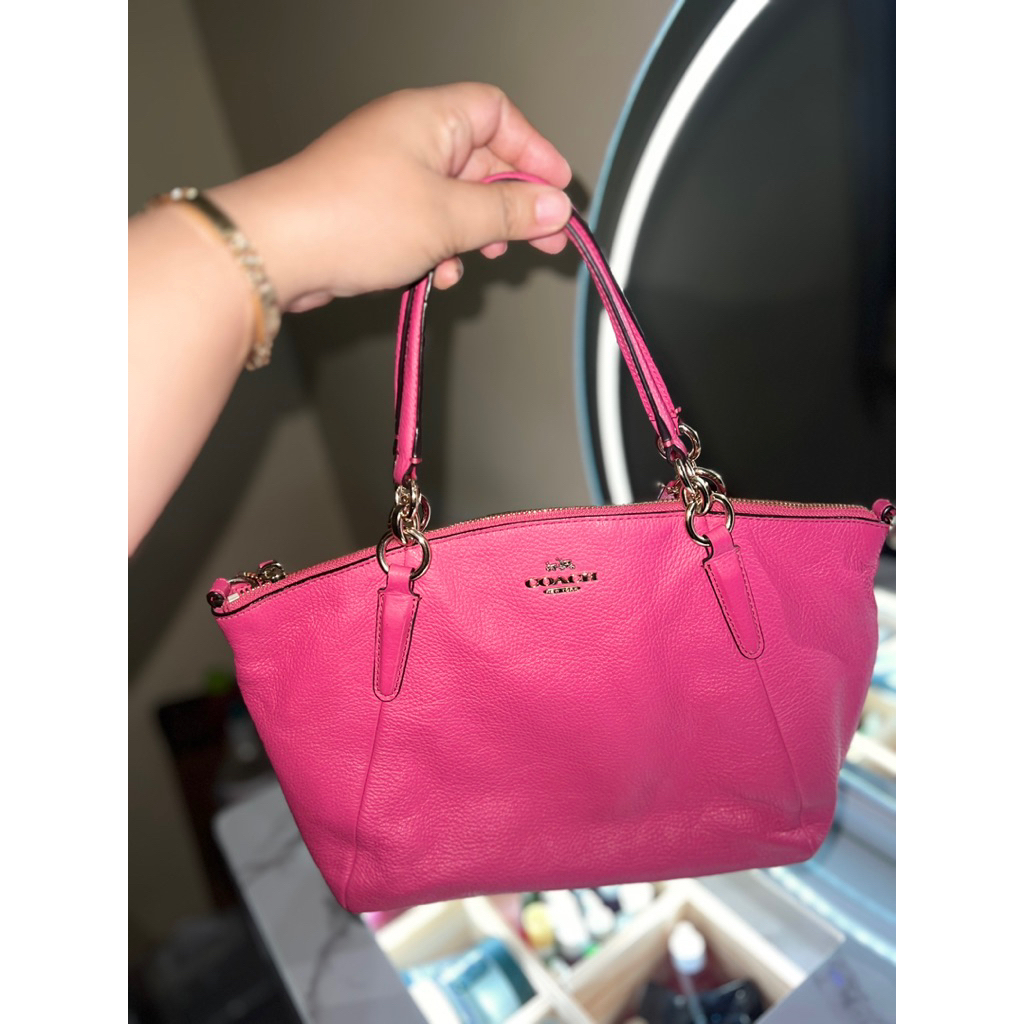preloved tas c*ach