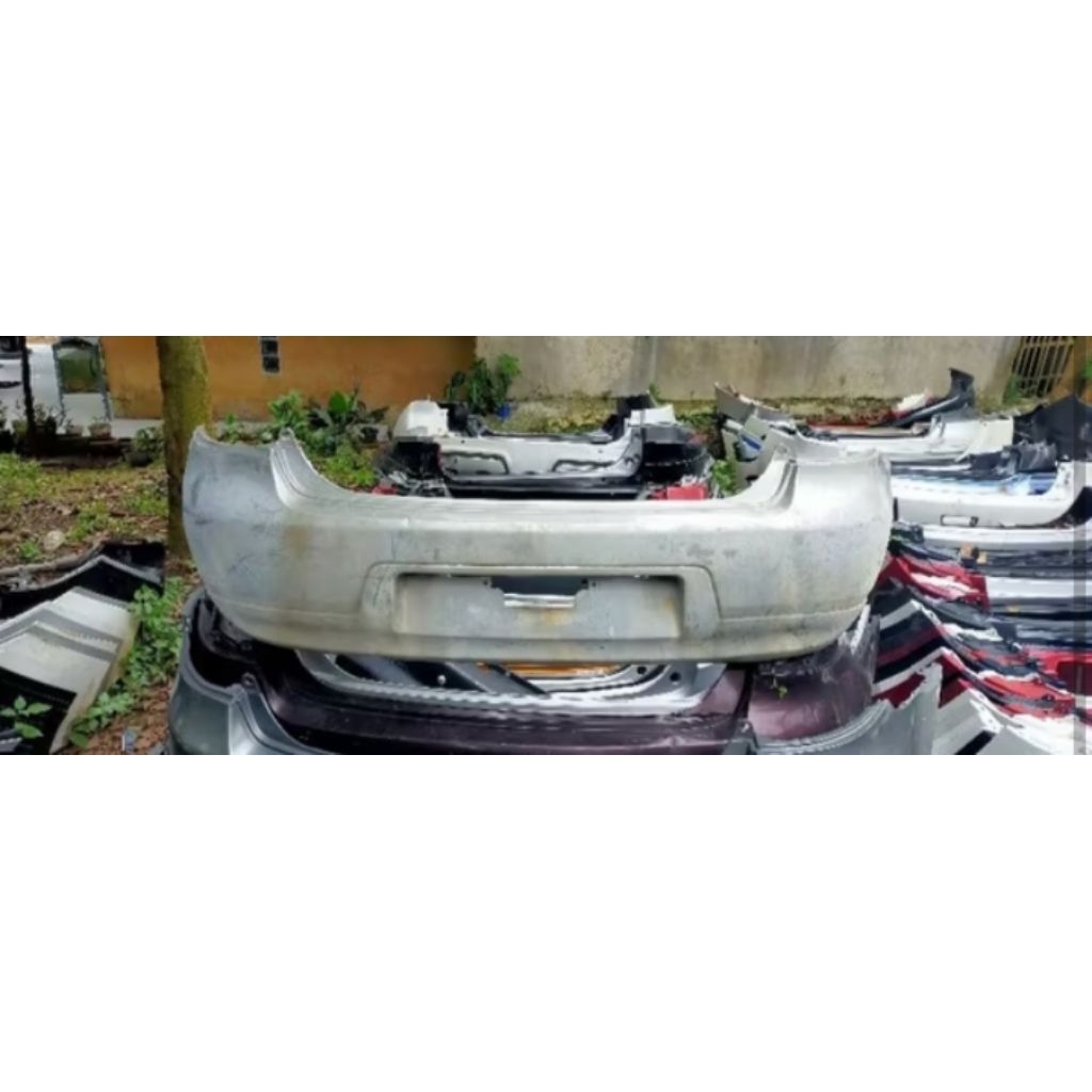 bemper belakang Nissan grand livina 2008-2010
