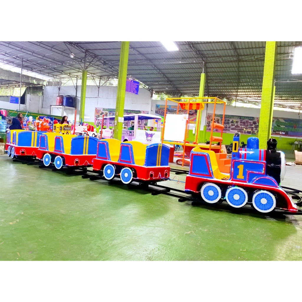 kereta lantai thomas 4 gerbong