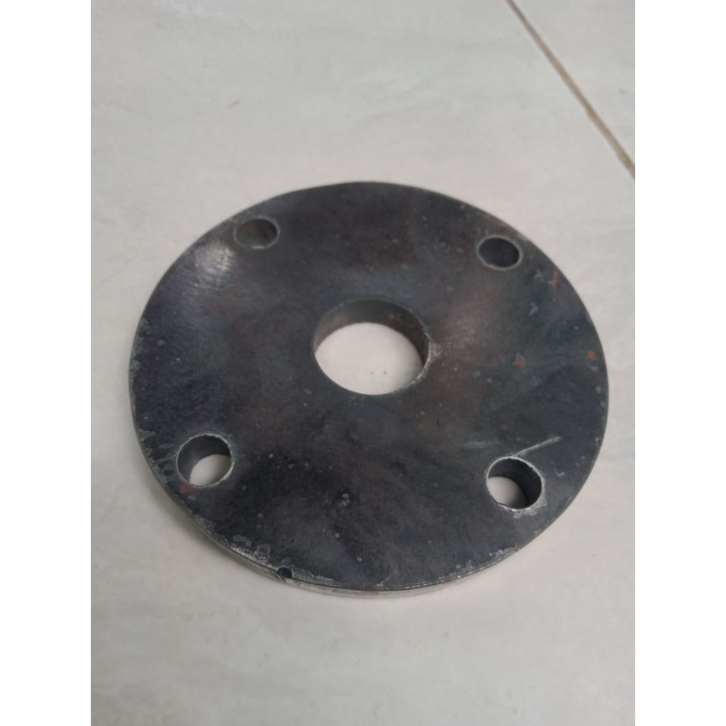plat bulat diameter 10cm lubang tengah 25mm lubang sisi4 15mm tebal 10mm