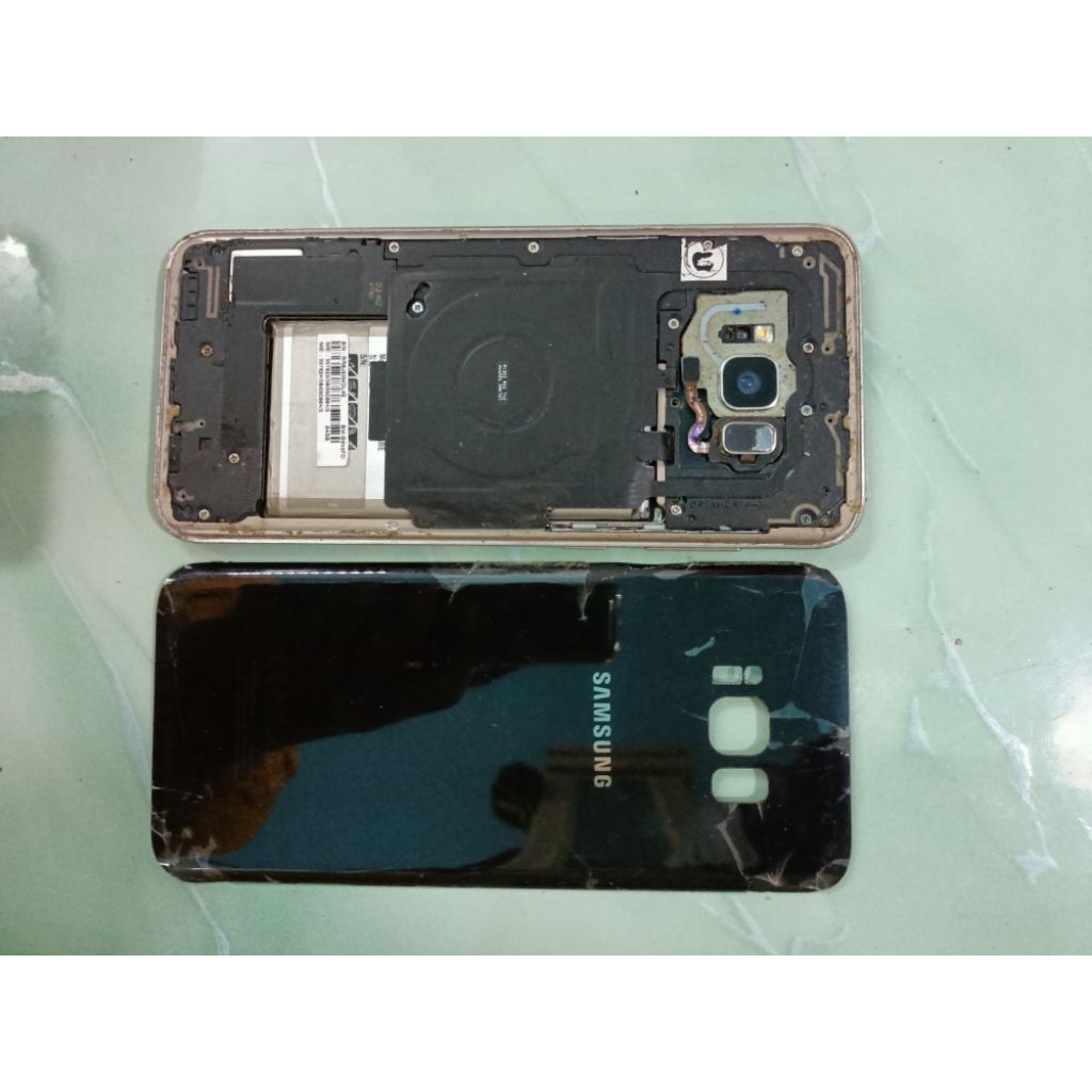 Samsung s8 ples minusan