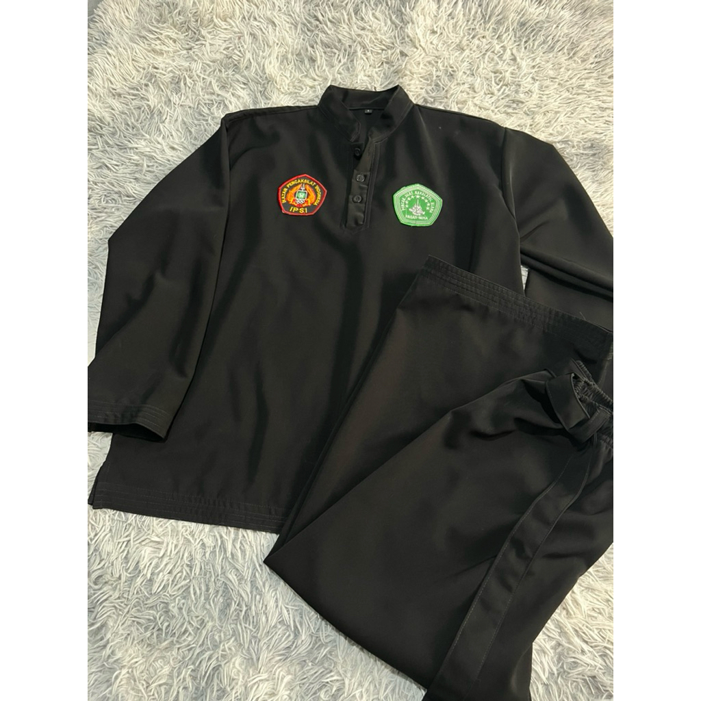 Sakral Warga Pagar Nusa Black Jet