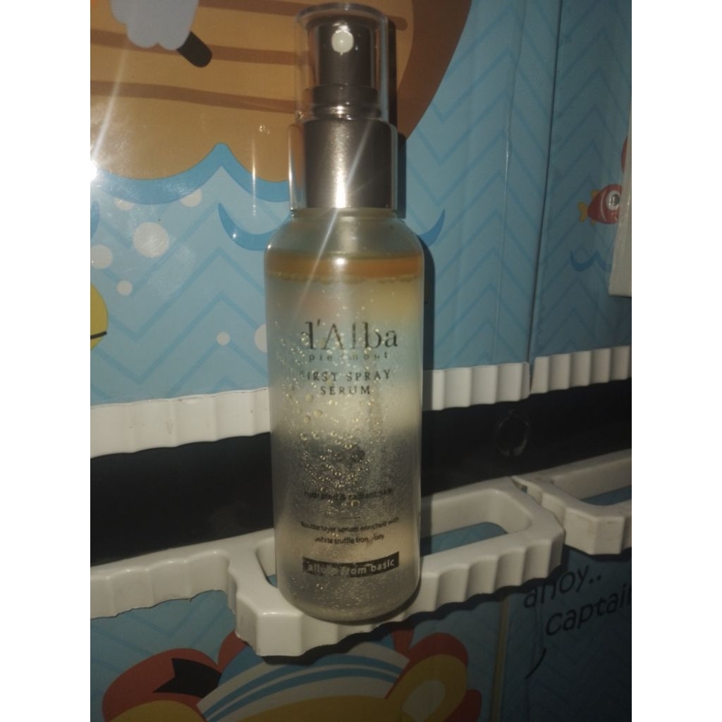 preloved d'alba first spray serum