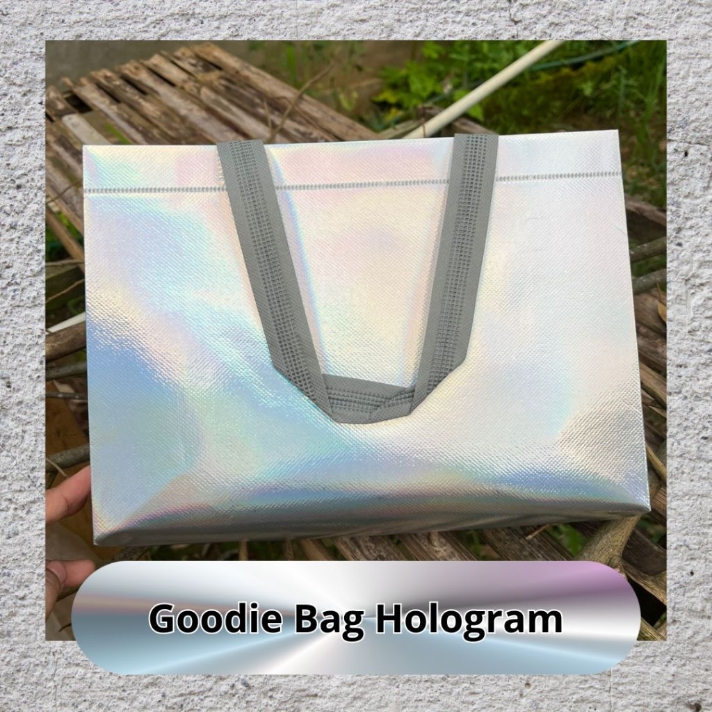 

Goodie Bag/ Tas jinjing spunbon Hologram
