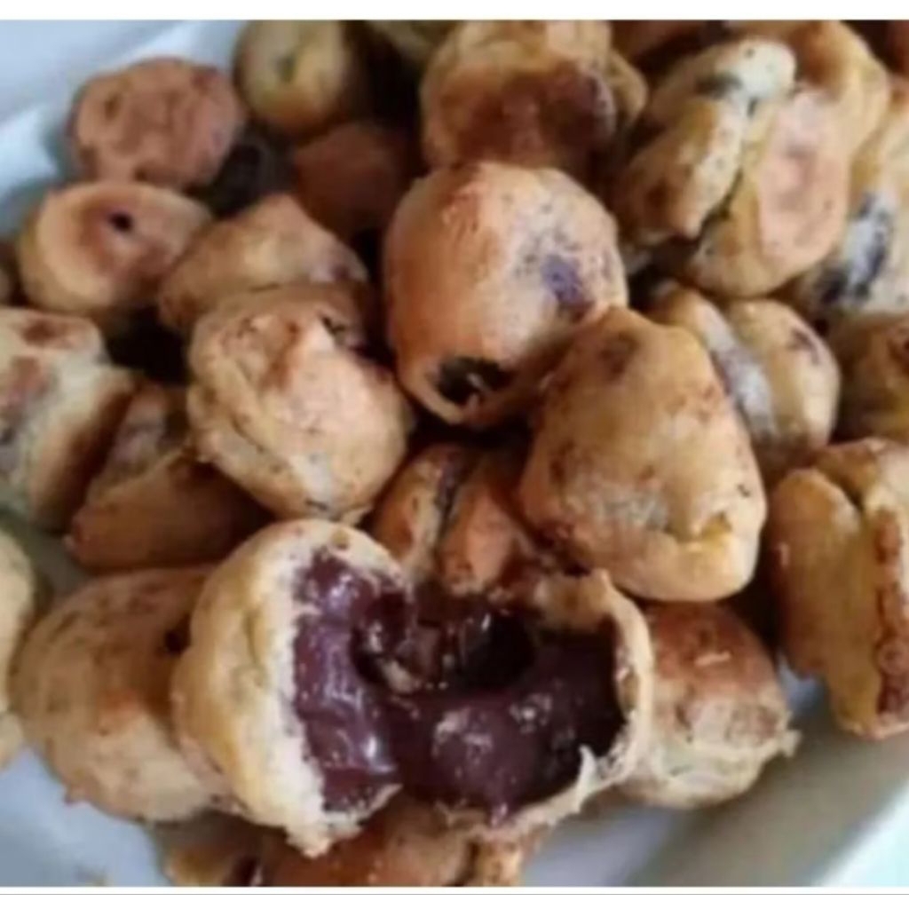 

kue soes coklat lumer 500 gram