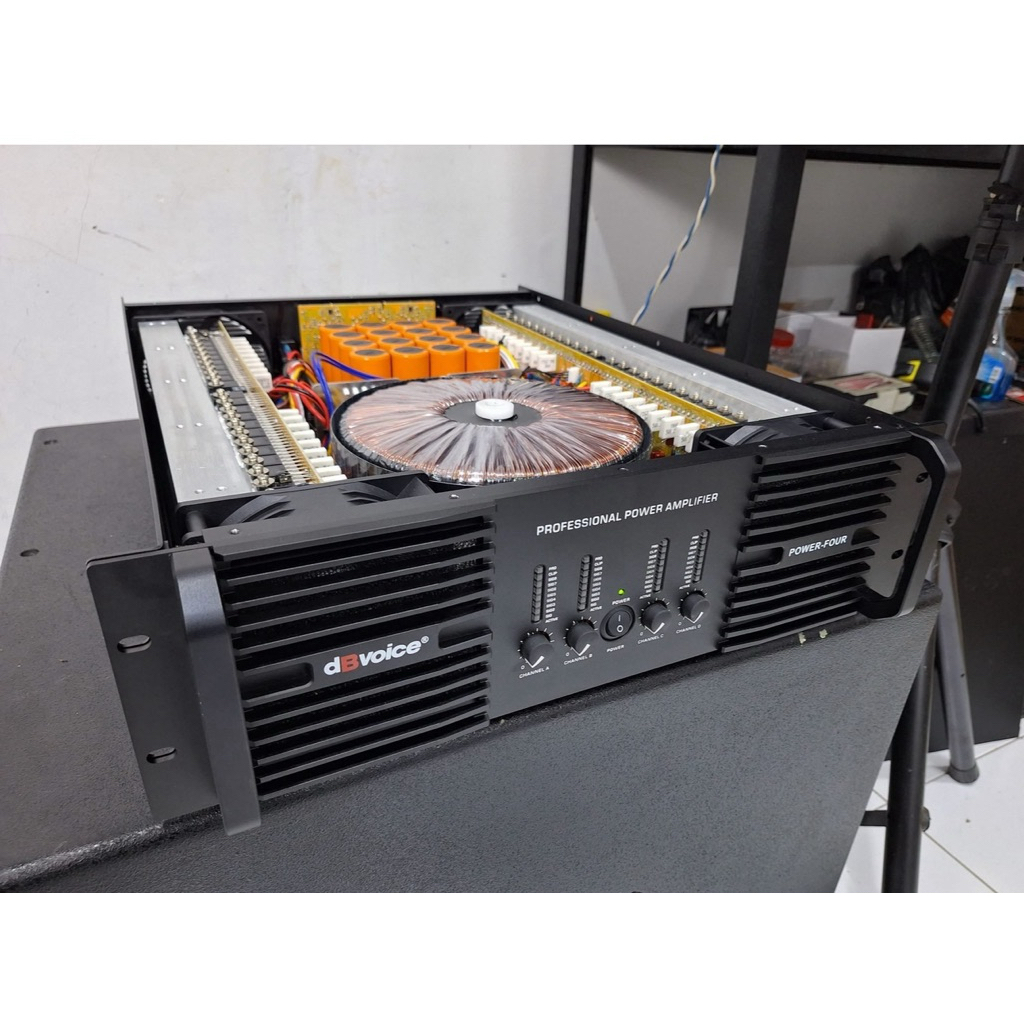 Power dB voice Power Four 2000watt 3U class H
