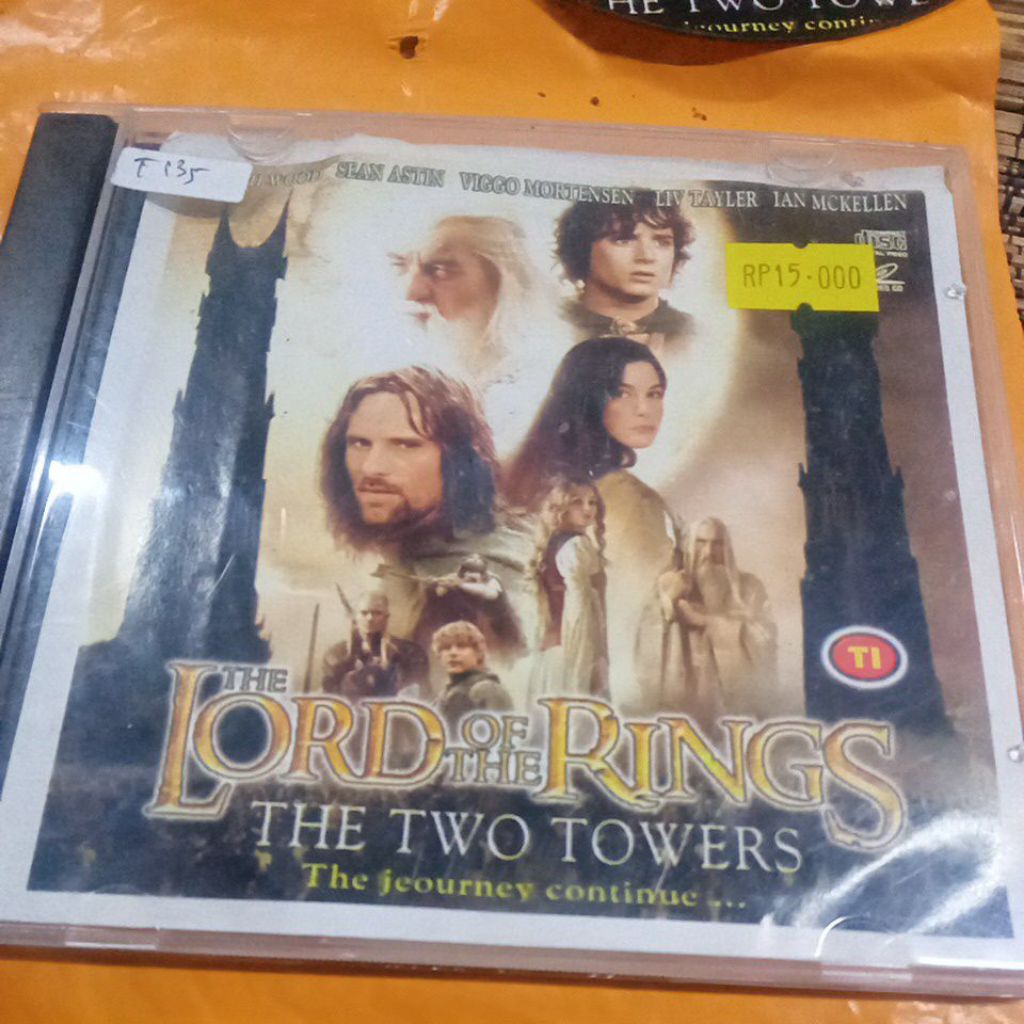 3 disc VCD THE LORD OF THE RINGS BOX239