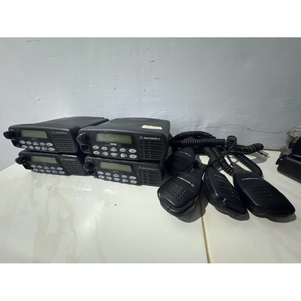 RADIO RIG MOTOROLA GM 338 VhF 25 watt