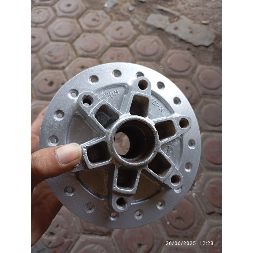 tromol bos depan yamaha scorpio original copotan