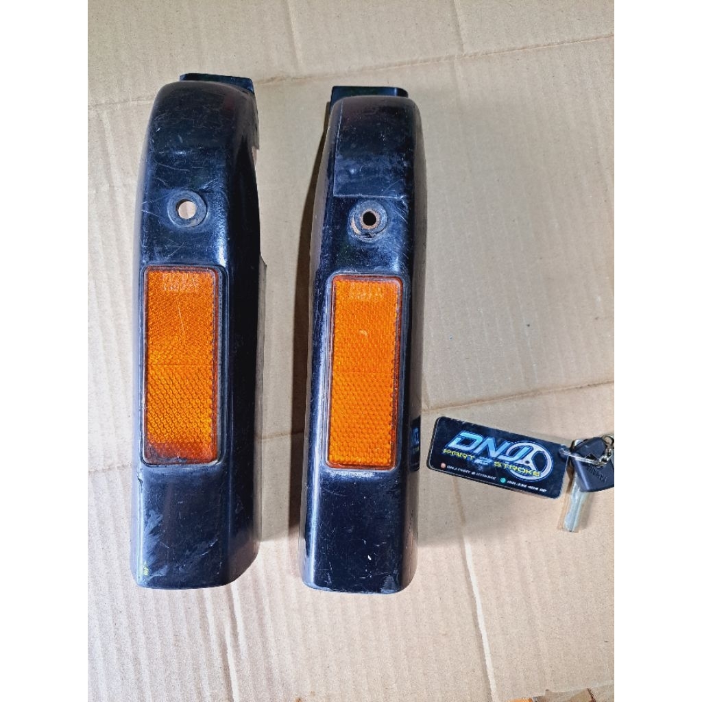 tutup shock depan suzuki rc100 bravo rc80 cover tutup slebor depan rc bravo original