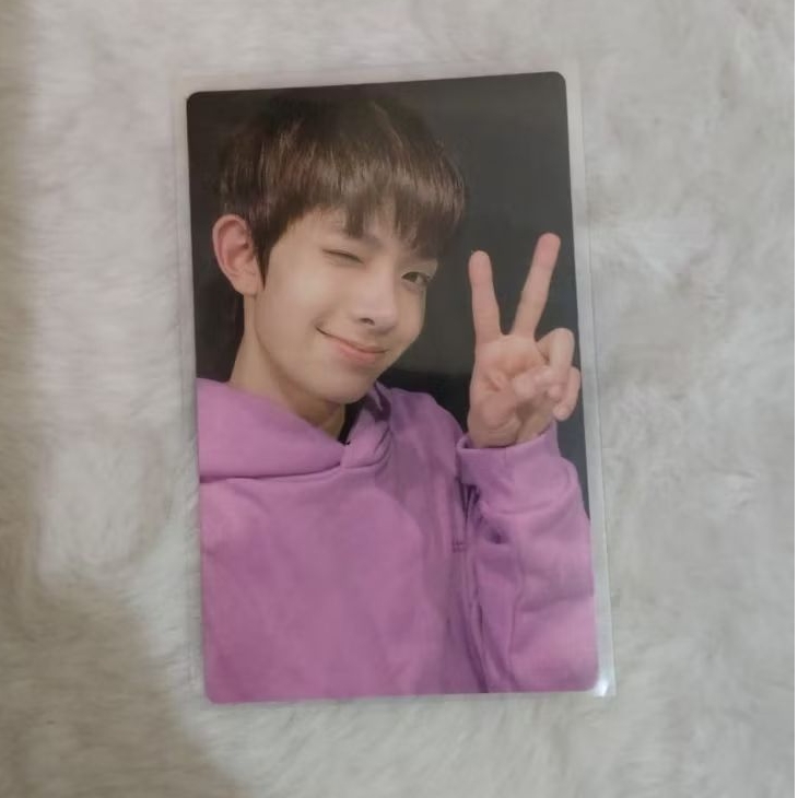 Heeseung lightstick ver 1 PC