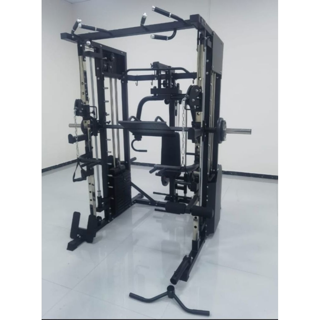 Gym Smith multi functional trainer