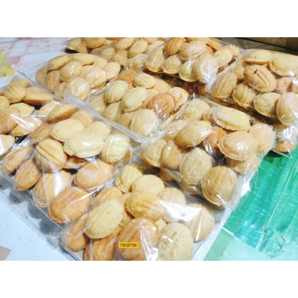 

bolu kering klembem/bolu kering jadul