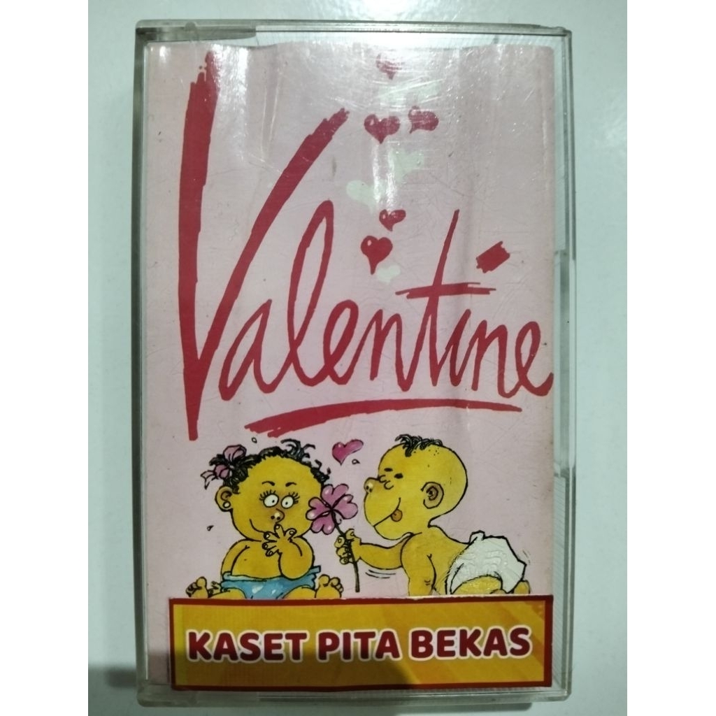kaset pita bekas valentine
