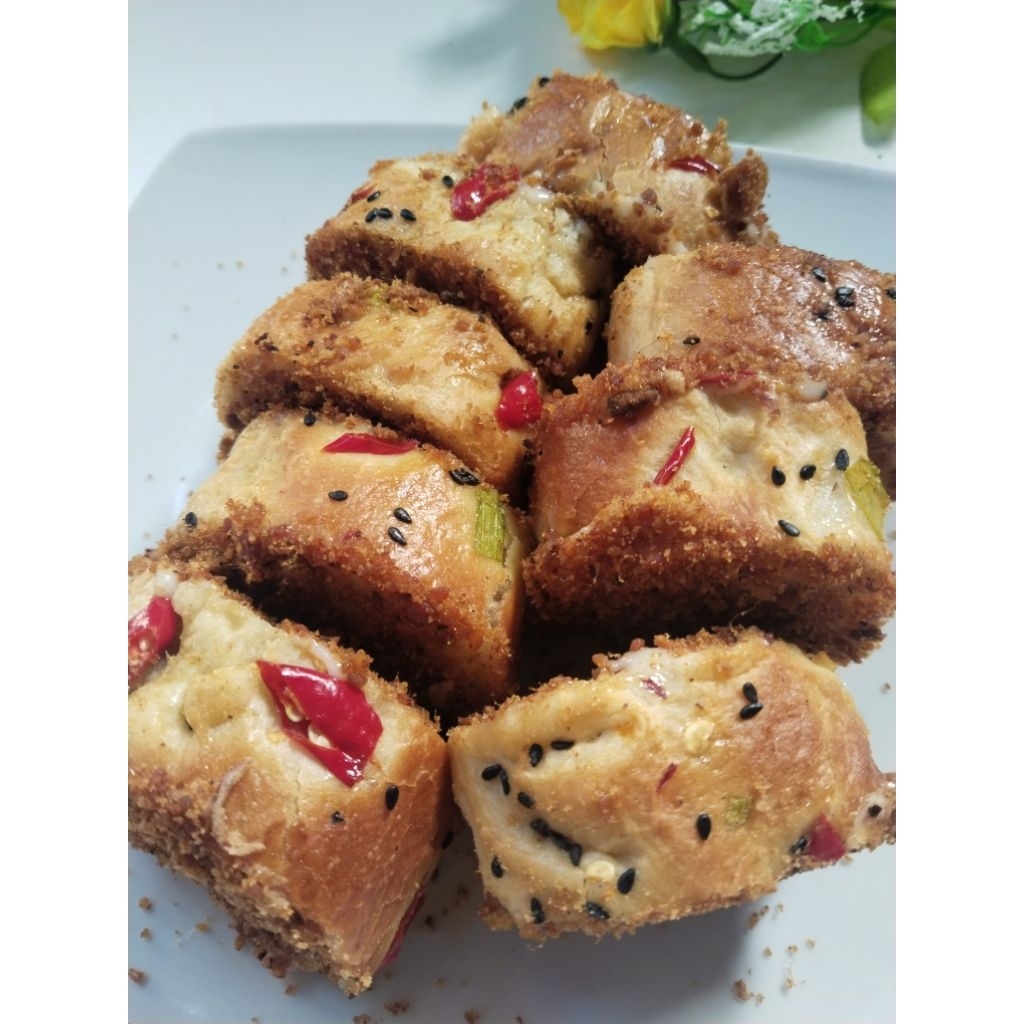 

Roti Gulung abon