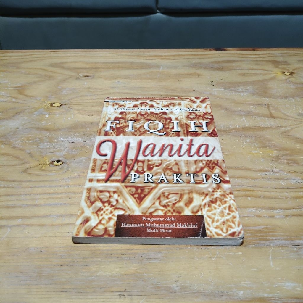 Buku Fiqih Wanita Praktis