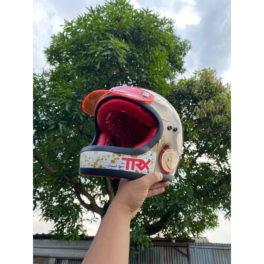 Helm Honda TRX Custom