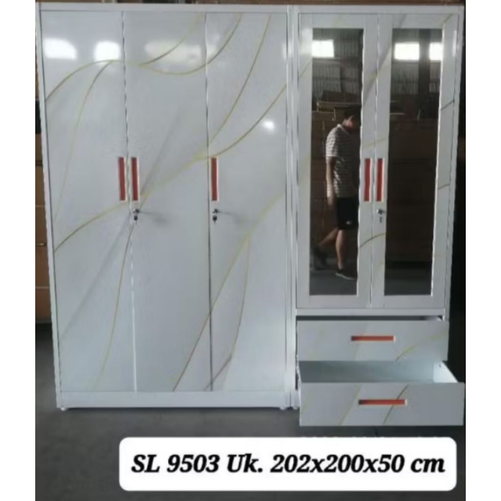 Lemari besi 5Pintu (sdh terakit, second, mulus). Terpakai hanya 5 bulan.