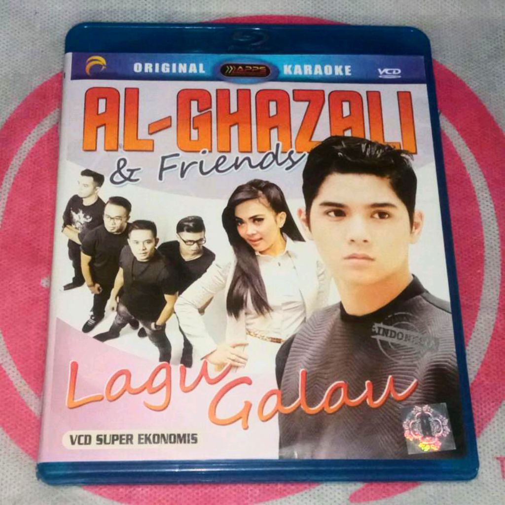 VCD AL-GHAZALI & Friends FIVE MINUTES DEWI PERSSIK CONAN BAND SOIMAH DYGTA ANGKASA BIAN GINDAS SAFIE