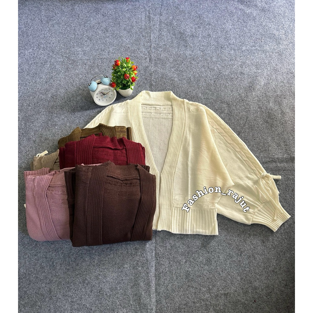 Kamari Balero Cardy Batwing Atasan Rajut Wanita Lengan Balon