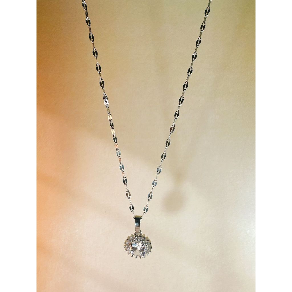 Kalung Perak dengan Berlian Batu Permata Kalung Liontin Pria Dan Wanita Terbaru Keren Anti Karat