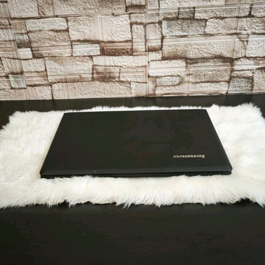 Laptop Lenovo G40 35 amd A8 6410 Ram 8gb oke gress nominus siap pakai murmer mantap Baterai BARU