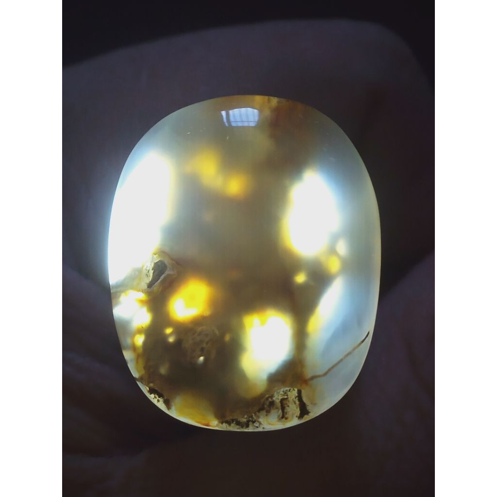 Batu Kristal Combong Sakral Unik Antik