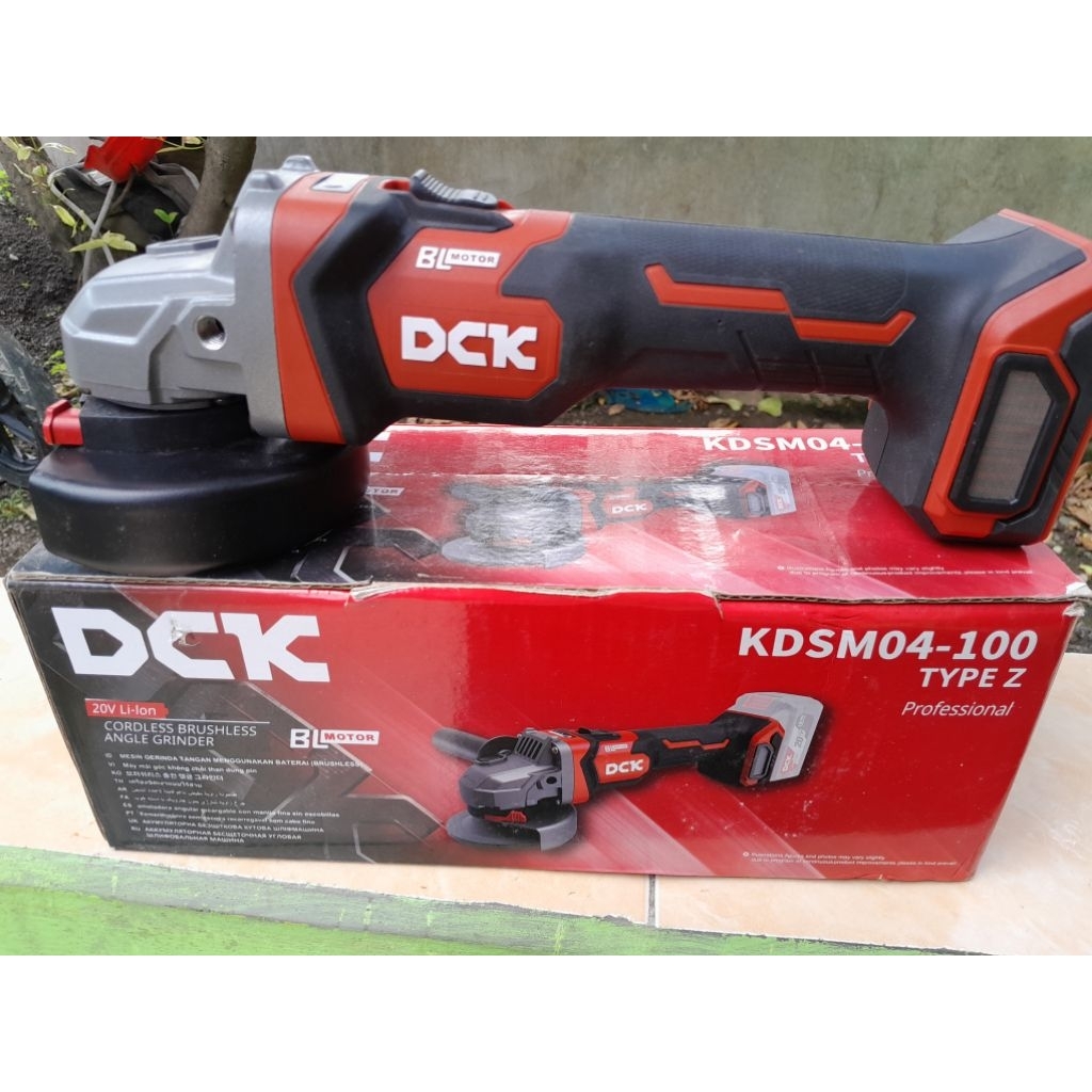 Gerinda Cordless DCK KDSM04-100 Cordless Angle Grinder/Mesin Gerinda Baterai 4" DCK - UNIT ONLY