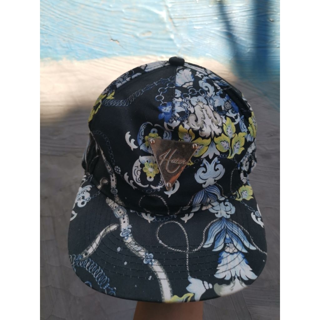 Topi Bunga Black Plat Besi | Hater est. 2012 | Topi Snapback