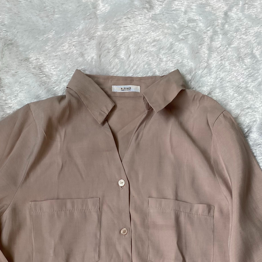 Blouse Kemeja Wanita Cream Preloved