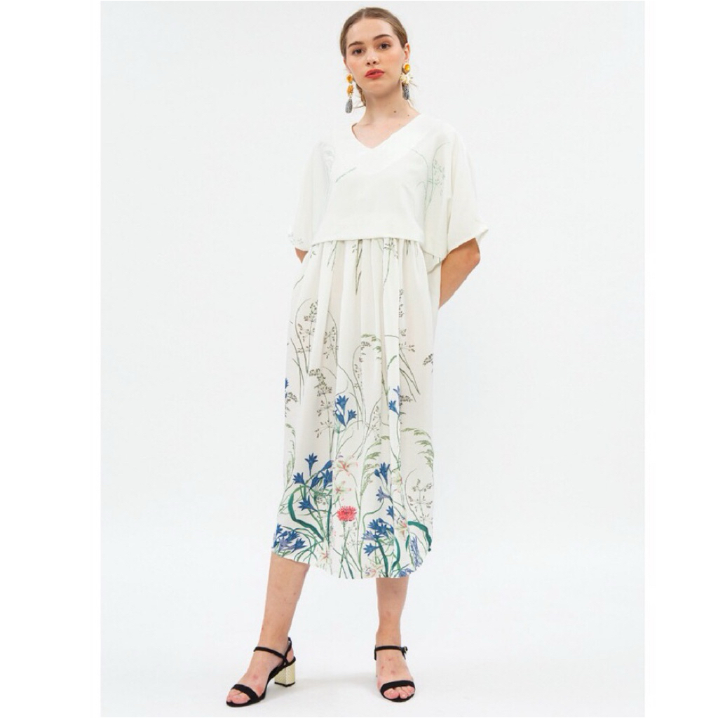 Dress Minimal Preloved