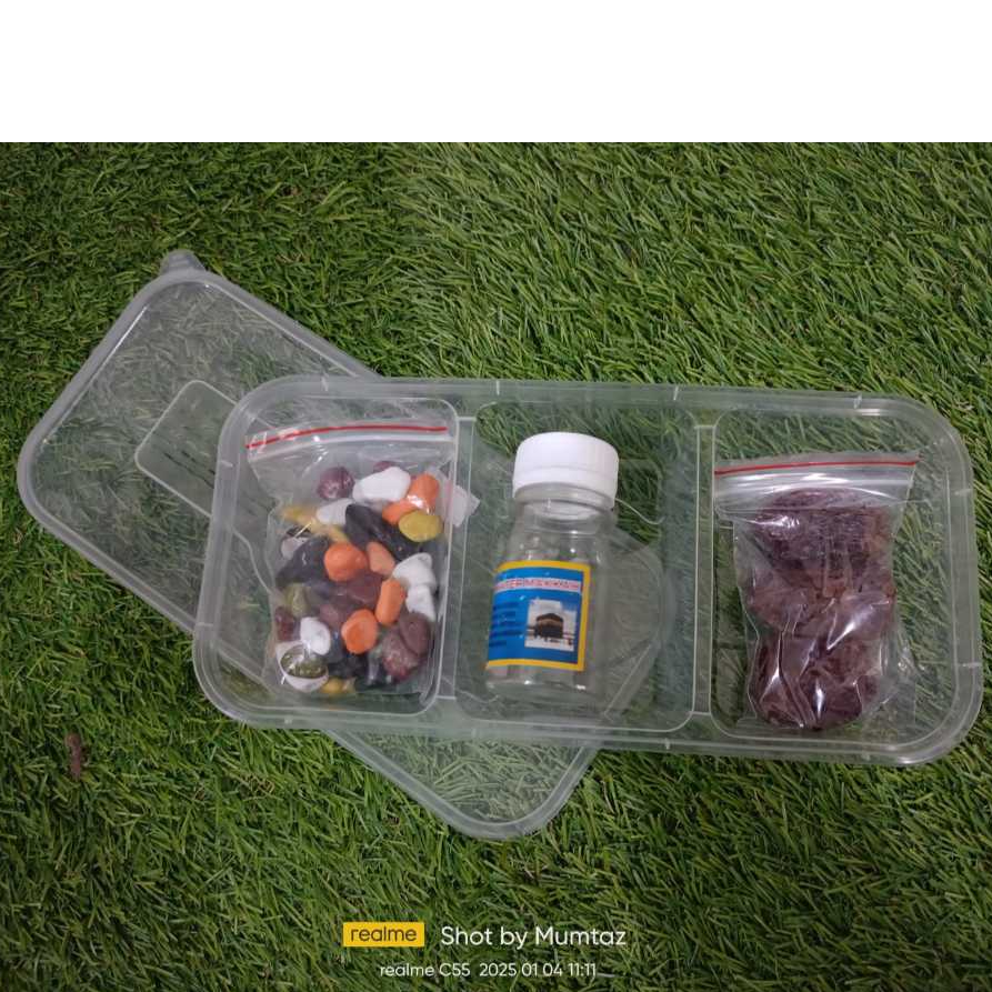 

Paket Oleh-oleh Haji & Umroh Air Zam-zam dan camilan Arab