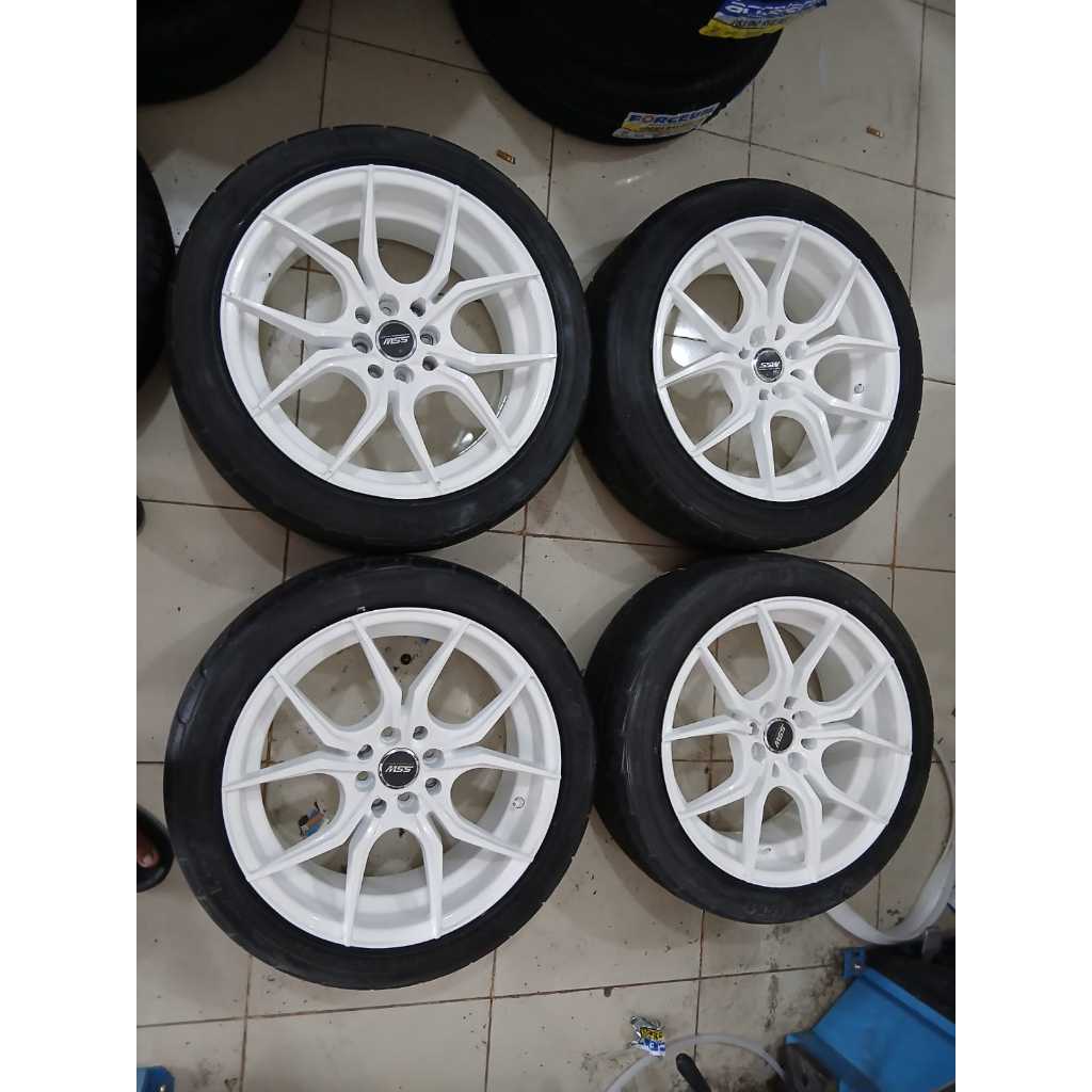 VELG MOBIL RACING SSW RING 17 LEBAR 8 LUBANG BAUT PCD 4X100, 4X114 + BAN FORCEUM 215 45 R17 PELEK