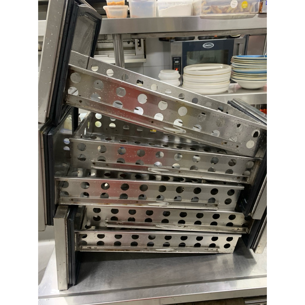 Showcase Chiller Kithen