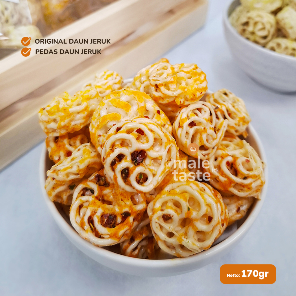 

Kerupuk Seblak Bandung Rasa Pedas/Original - Oleh oleh Bandung / Seblak Rafael