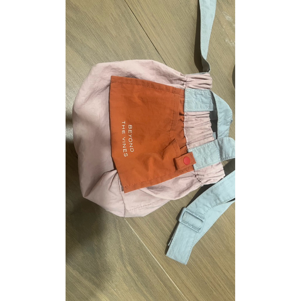 

BTV BEYOND THE VINES Dumpling Bag Micro Color Block - Blush / Teracotta